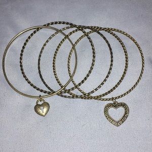Set of 5 bangle bracelets with heart charms